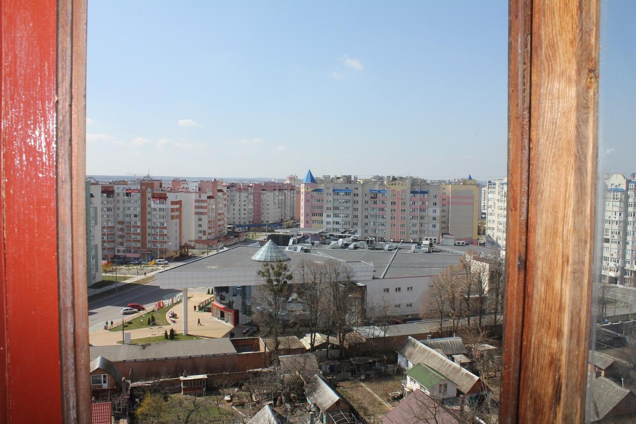 Комфортабельна Квартира Pirogovo Luaran gambar